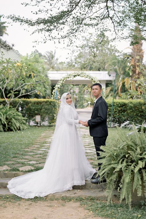 Martha & Ugik