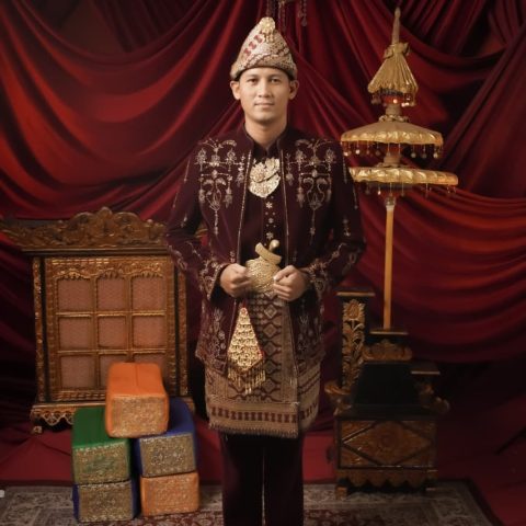 RIRIN & IJIE (2) RIRIN & IJIE (2)